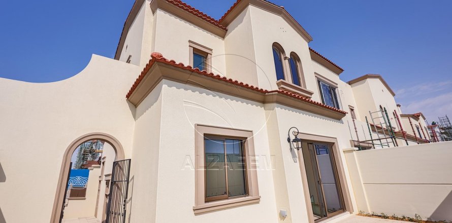 2 bedrooms Townhouse in Khalifa City, UAE No. 91221