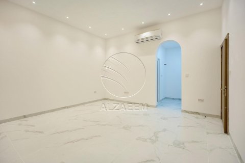 Villa de 5 dormitorios en Al Shamkha, UAE No. 91249 13