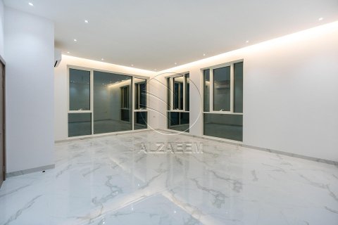 Villa de 5 dormitorios en Al Shamkha, UAE No. 91249 25