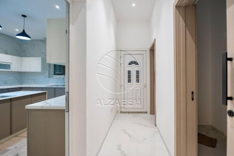 Villa de 5 dormitorios en Al Shamkha, UAE No. 91249 15