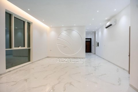 Villa de 5 dormitorios en Al Shamkha, UAE No. 91249 22