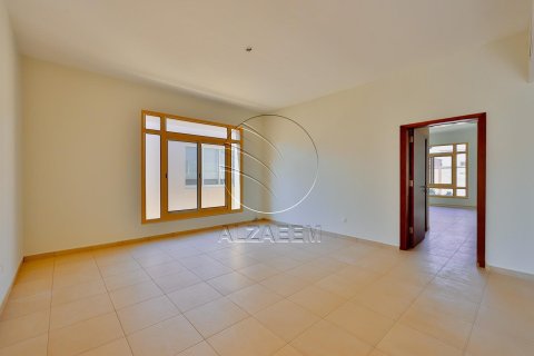 Villa de 5 chambres à Abu Dhabi, UAE No. 91234 8
