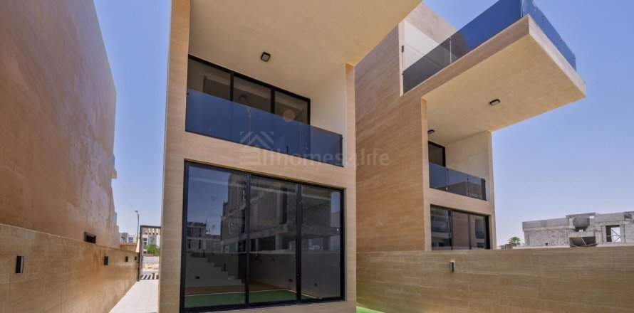 Townhouse de 4 dormitorios en DAMAC Hills (Akoya by DAMAC), UAE No. 167546