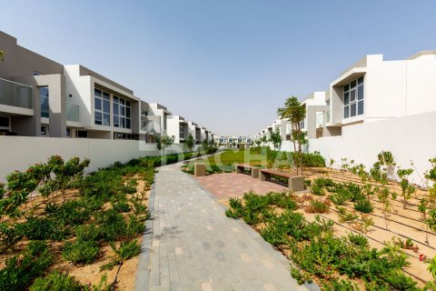 175m² Land in DAMAC Hills (Akoya by DAMAC), UAE No. 170283 7