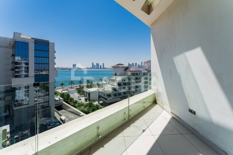 Квартира с 2 спальнями в The Crescent, ОАЭ №164690 24
