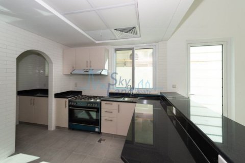 3 bedrooms Villa in Al Badaa, UAE No. 47338 8