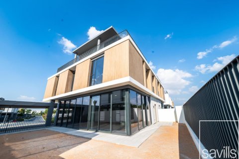 4 bedrooms Villa  No. 107839 2