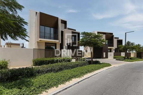 5 bedrooms Villa in Dubai Hills Estate, UAE No. 192665