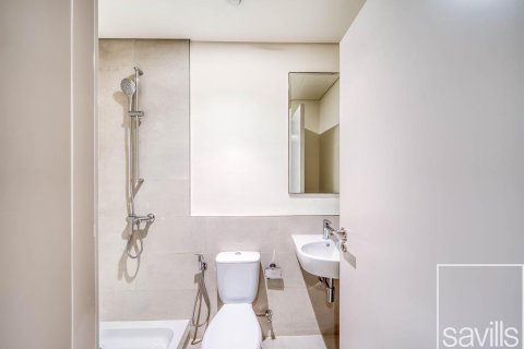 Квартира с 3 спальнями в EMAAR Beachfront, ОАЭ №194327 6