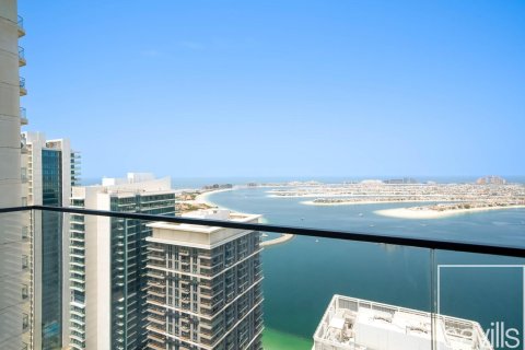 Квартира с 3 спальнями в EMAAR Beachfront, ОАЭ №194327 9