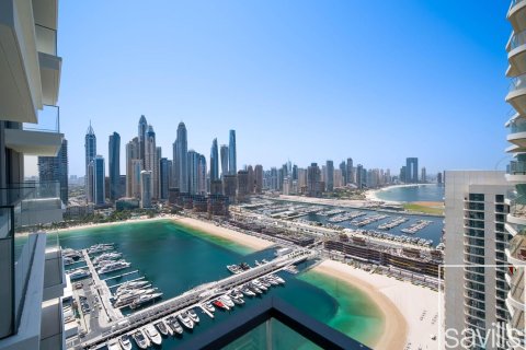 Квартира с 3 спальнями в EMAAR Beachfront, ОАЭ №194327 12