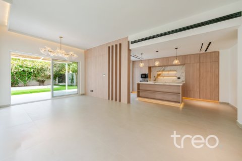 4 bedrooms Villa in Arabian Ranches, UAE No. 203832 27