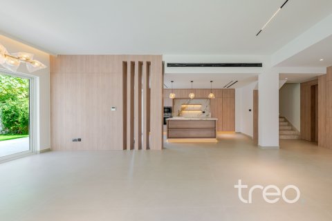 4 bedrooms Villa in Arabian Ranches, UAE No. 203832 10