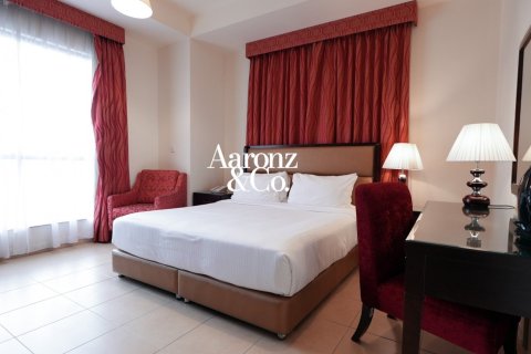 3 bedrooms Hotel Apartment in Jumeirah Beach Residence, UAE No. 166082 12
