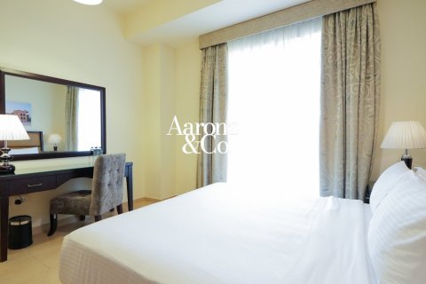 2 bedrooms Hotel Apartment in Jumeirah Beach Residence, UAE No. 166081 11