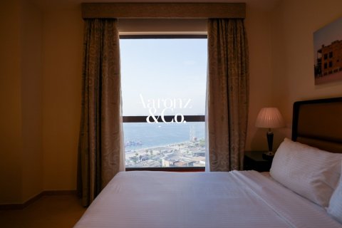 2 bedrooms Hotel Apartment in Jumeirah Beach Residence, UAE No. 166081 13
