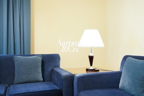 2 bedrooms Hotel Apartment in Jumeirah Beach Residence, UAE No. 166081 5