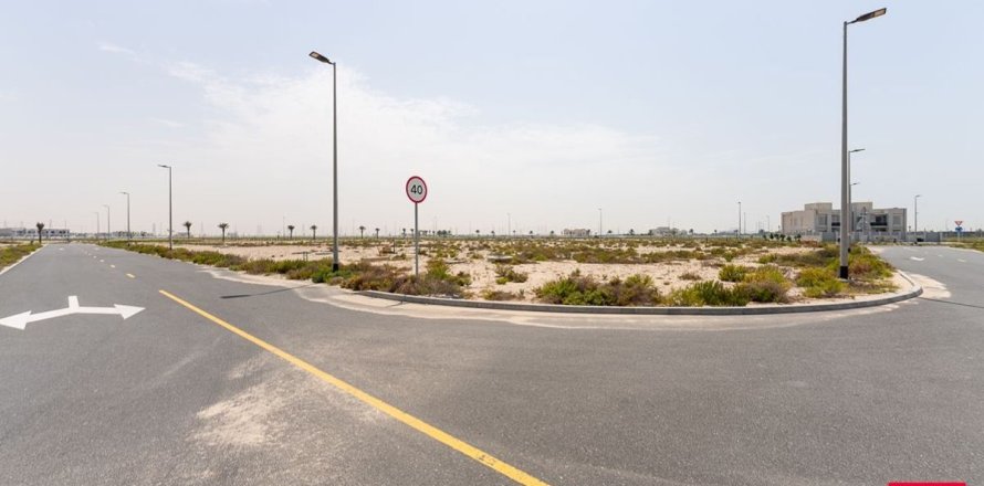 Land de 12693.5m²  No. 112019