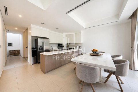Villa de 4 dormitorios en Reem Community, UAE No. 189577 8
