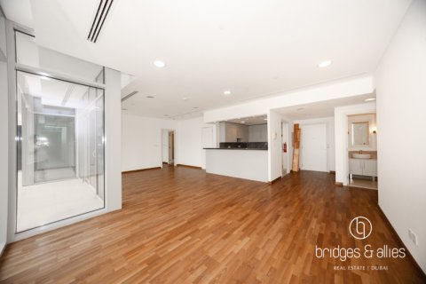 3 bedrooms Apartment in DIFC, UAE No. 151305 14