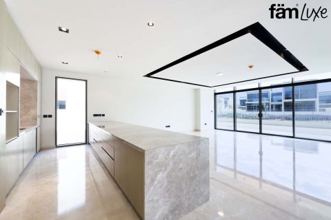 Вилла с 5 спальнями №119689 6