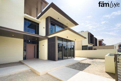 Вилла с 5 спальнями №119689 31