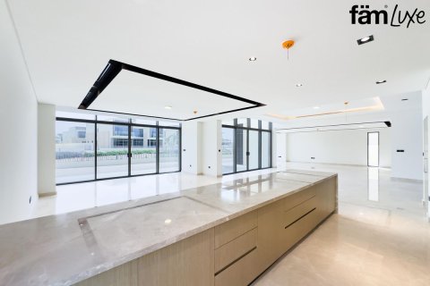 Вилла с 5 спальнями №119689 13