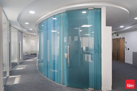 Commercial property de 660.3m²  No. 125244 13