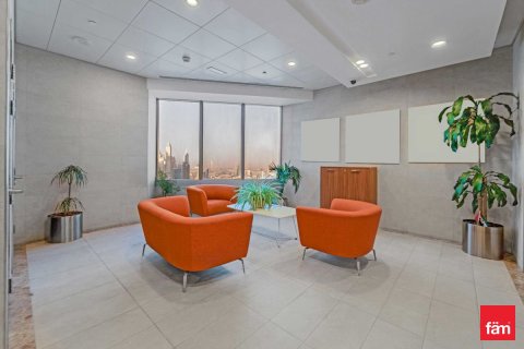 Commercial property de 660.3m²  No. 125244 12