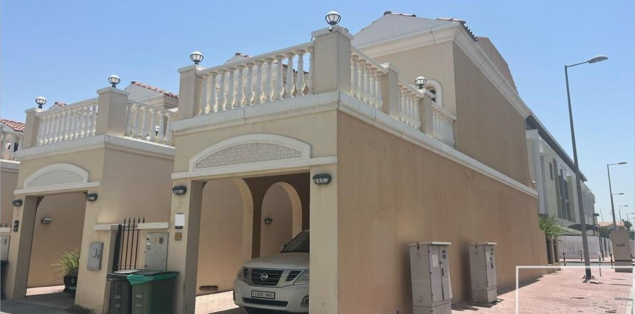 2 bedrooms Townhouse in Jumeirah Village Triangle, UAE No. 201109