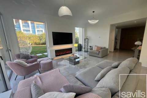 3 غرف نوم فيلا في Jumeirah Village Triangle, الإمارات العربية المتحدة رقم 201113 3