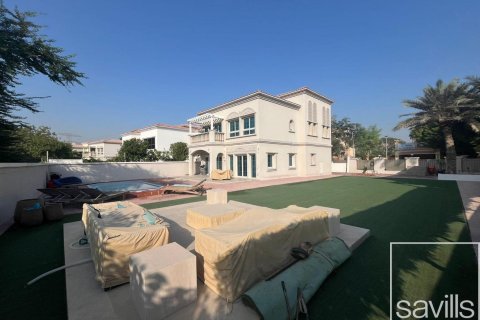 3 غرف نوم فيلا في Jumeirah Village Triangle, الإمارات العربية المتحدة رقم 201108 10