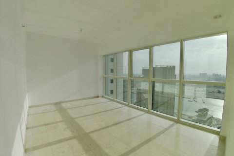 Apartment de 3 dormitorios en Al Reem Island, UAE No. 62433 4