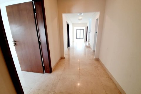 Commercial property de 7 dormitorios en Al Salam Street, UAE No. 62423 16