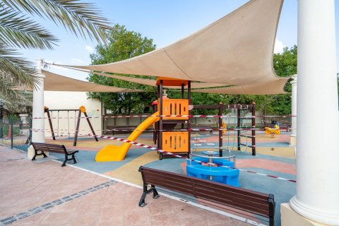 Commercial property de 7 dormitorios en Al Salam Street, UAE No. 62423 24