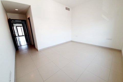 Commercial property de 7 dormitorios en Al Salam Street, UAE No. 62423 13