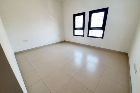Commercial property de 7 dormitorios en Al Salam Street, UAE No. 62423 12
