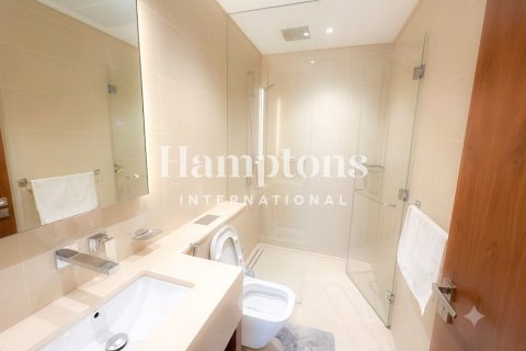 Квартира с 1 спальней в The Address Dubai Marina, ОАЭ №186882 9