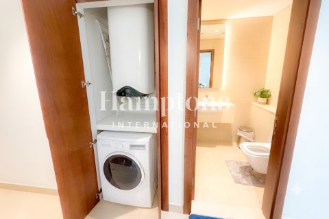 Квартира с 1 спальней в The Address Dubai Marina, ОАЭ №186882 7
