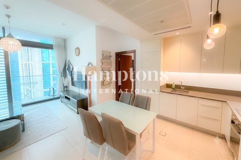 Квартира с 1 спальней в The Address Dubai Marina, ОАЭ №186882 3
