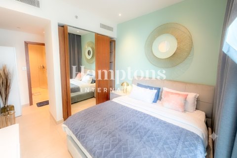 Квартира с 1 спальней в The Address Dubai Marina, ОАЭ №186882 4