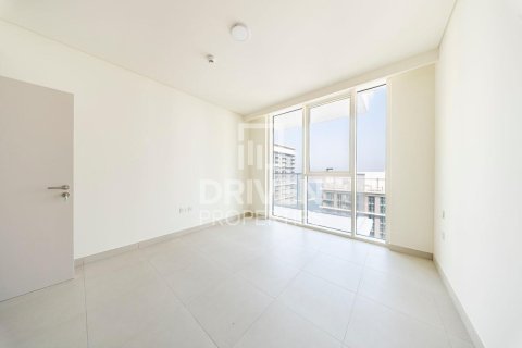 Appartement de 1 chambre à EMAAR Beachfront, UAE No. 209879 7