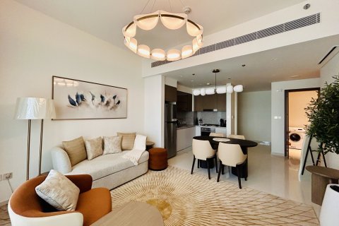 1 bedroom Apartment in EMAAR Beachfront, UAE No. 184909 3
