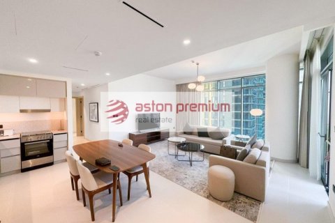 Apartment de 2 dormitorios en EMAAR Beachfront, UAE No. 151418 4