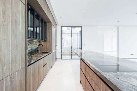 Villa de 5 dormitorios No. 128884 8