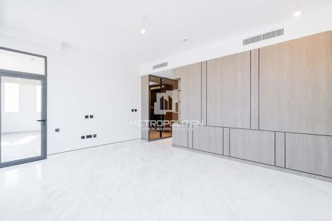 Villa de 5 dormitorios No. 128884 22