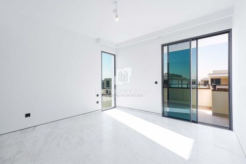 Villa de 5 dormitorios No. 128884 24