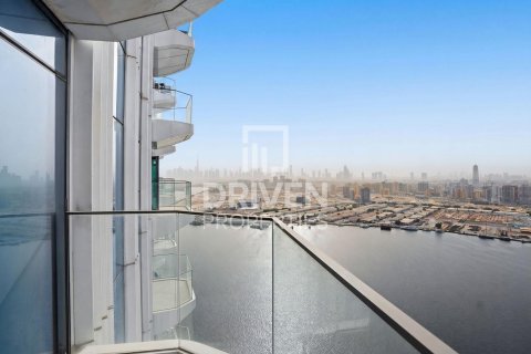 Квартира с 2 спальнями в Address Harbour Point, ОАЭ №209598 16