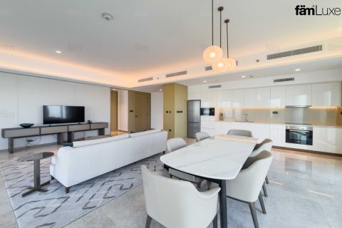 2 bedrooms Apartment in Dubai, UAE No. 163278 12