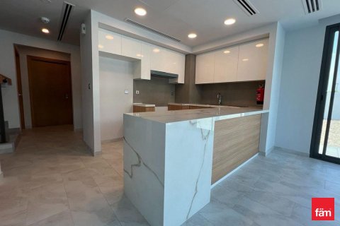 4 bedrooms Villa in Dubai, UAE No. 143520 5